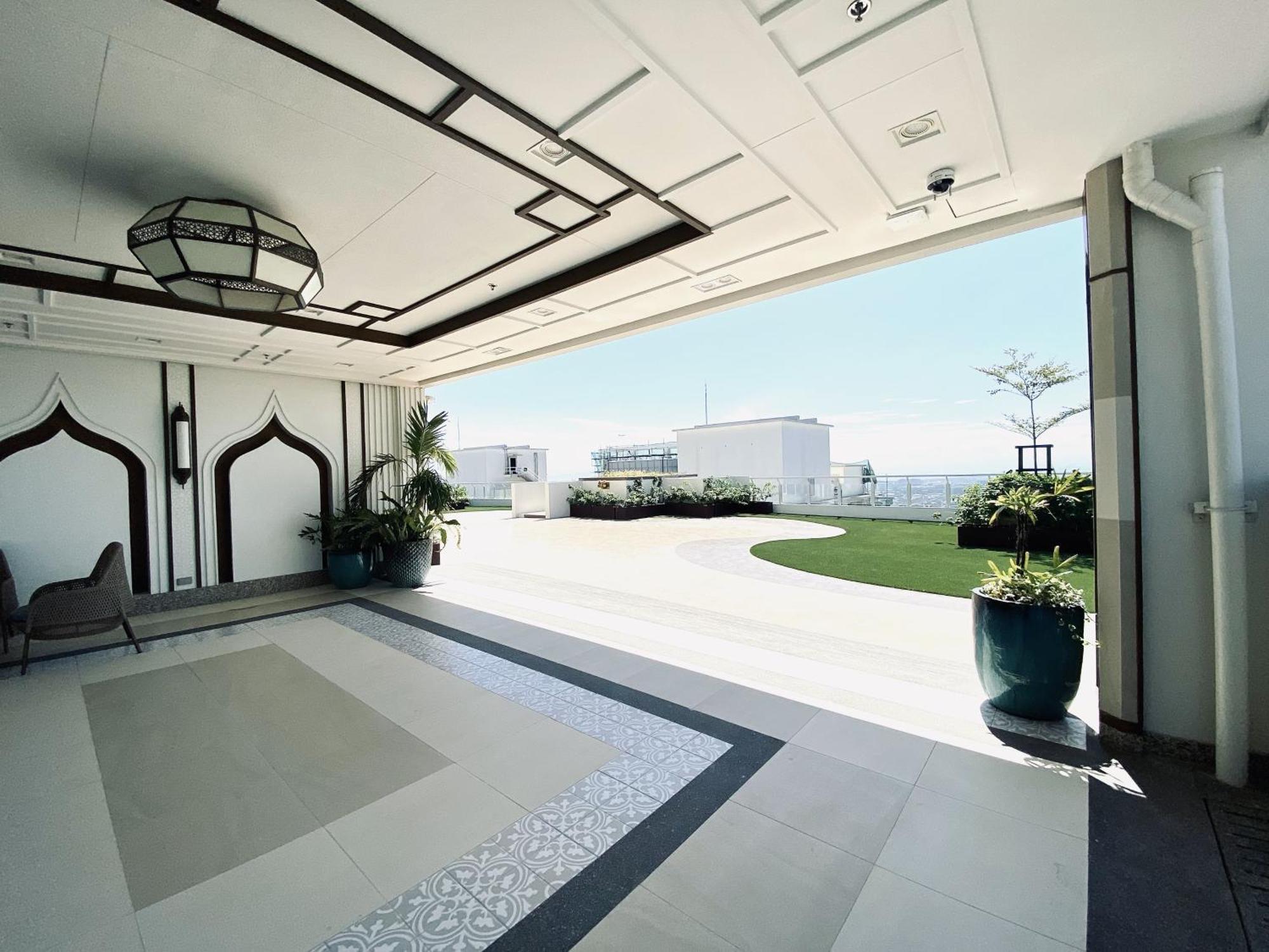 Jfam Suites Allegra, 60Sqm Condo With Balcony, Free Parking Manila
