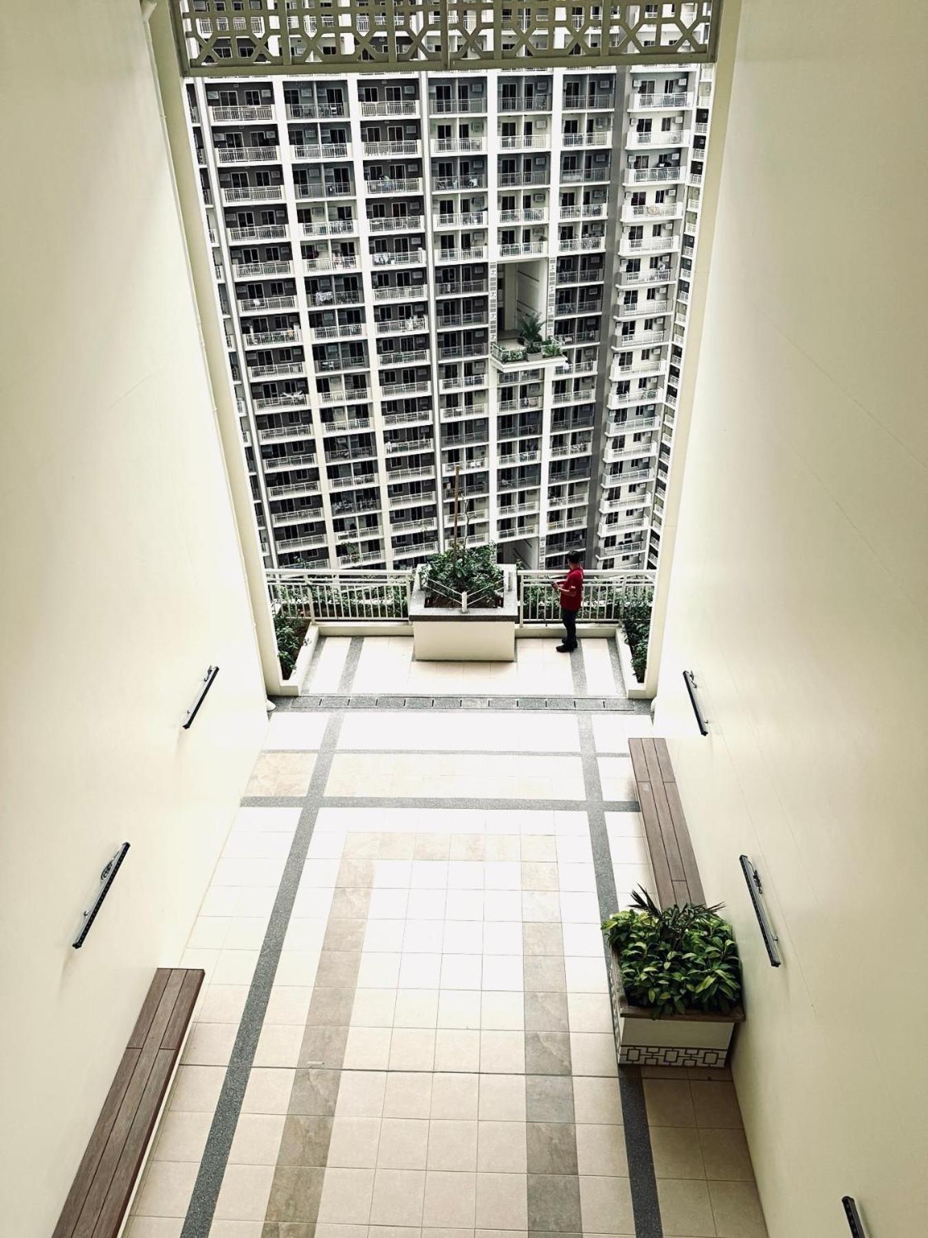 Jfam Suites Allegra, 60Sqm Condo With Balcony, Free Parking * Manila