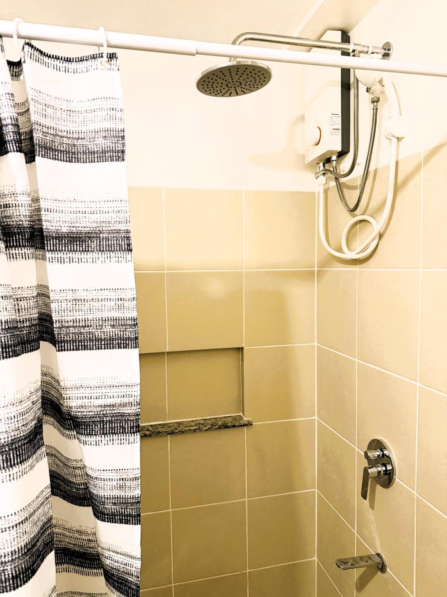 Apartment Jfam Suites Allegra, 60Sqm Condo With Balcony, Free Parking