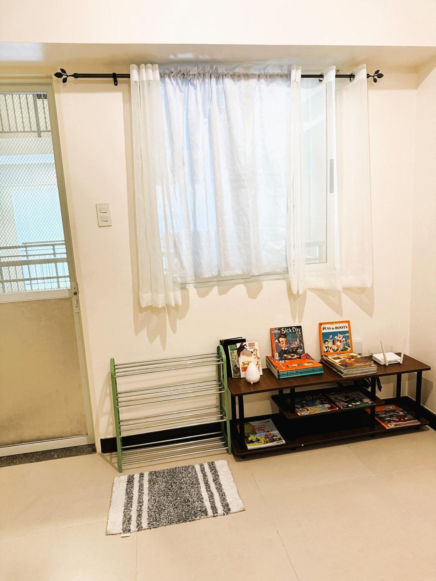 Jfam Suites Allegra, 60Sqm Condo With Balcony, Free Parking Manila