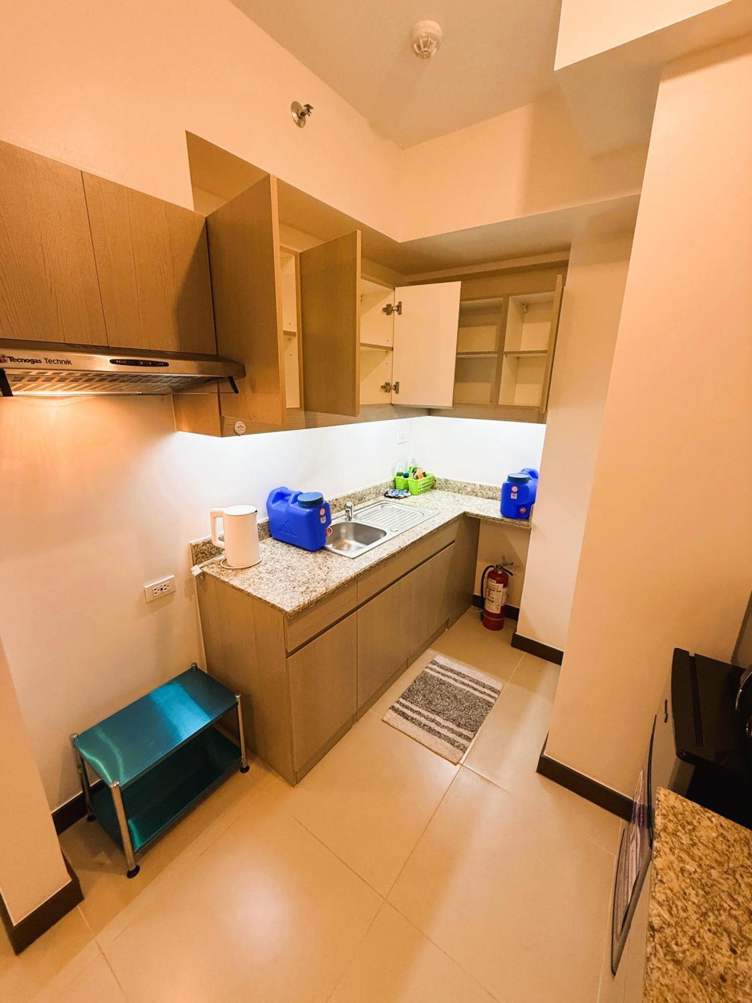 Jfam Suites Allegra, 60Sqm Condo With Balcony, Free Parking *